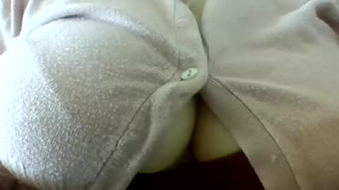 Snapshot of layannalea chatting on 04-26-26, 08:06 layannalea online show from 04-26-26, 08:06