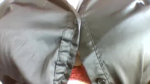 Snapshot of layannalea chatting on 06-04-26, 11:11 layannalea online show from 06-04-26, 11:11