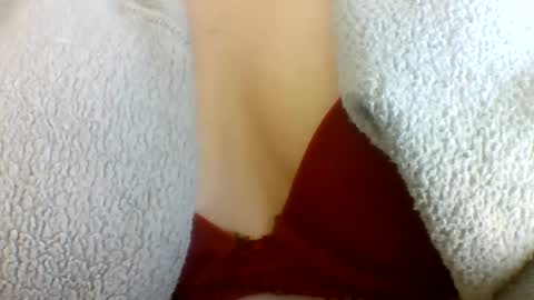 Snapshot of layannalea chatting on 06-20-26, 11:40 layannalea online show from 06-20-26, 11:40