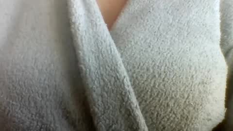 Snapshot of layannalea chatting on 06-22-26, 03:25 layannalea online show from 06-22-26, 03:25