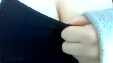 Snapshot of layannalea chatting on 07-06-26, 09:39 layannalea online show from 07-06-26, 09:39