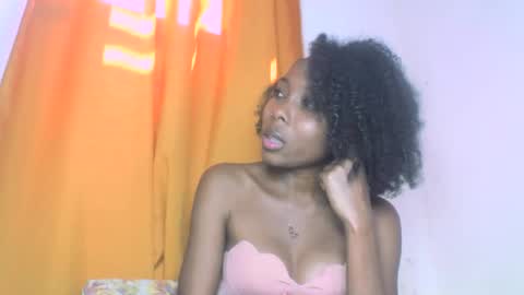 layannek online show from 10-08-25, 07:06