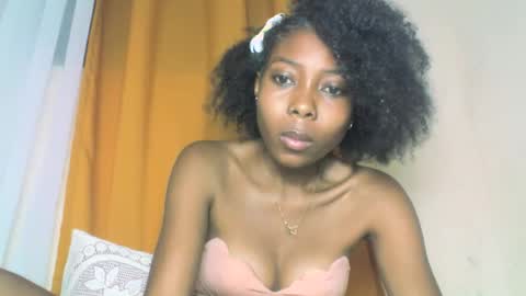 layannek online show from 10-13-25, 03:34