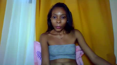 layannek online show from 12-22-25, 12:57