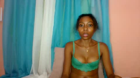 layannek online show from 06-27-26, 06:13