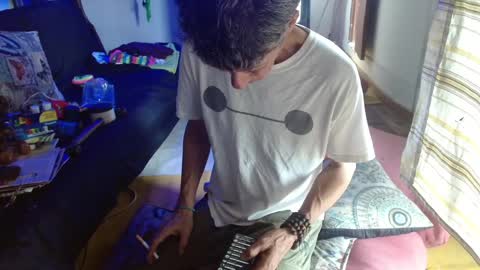 Laye19 online show from 12-30-24, 06:27