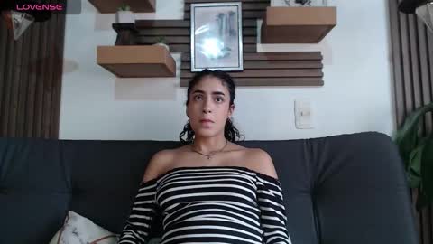 Layla online show from 02-06-26, 05:27