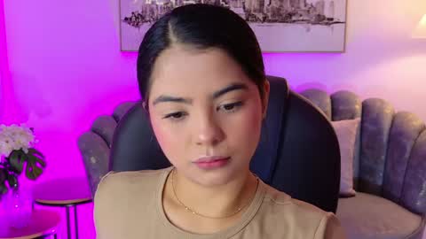 Layla Breezee online show from 05-11-26, 11:38