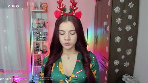 Layla online show from 11-18-25, 02:54