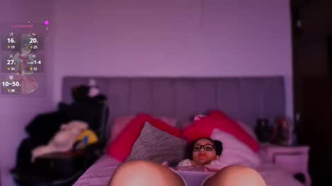 Layla online show from 02-11-25, 12:48