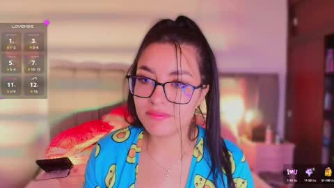 Layla online show from 03-08-25, 01:47