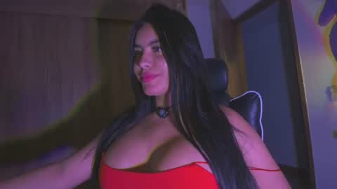 Snapshot of layla_nicols chatting on 07-04-26, 02:51 Layla online show from 07-04-26, 02:51