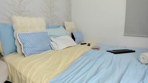 Layla Vanegas online show from 02-09-25, 12:39