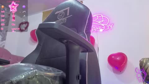 laylafoxy_tay online show from 02-18-26, 03:24