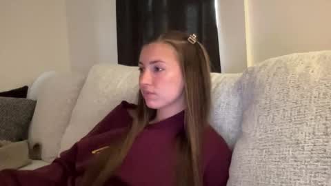 laylahlaylah1 online show from 10-25-25, 05:51