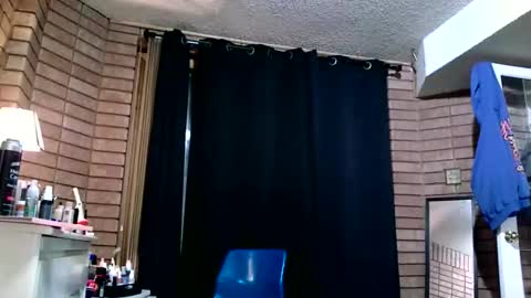 Layla Kills online show from 01-10-26, 09:22