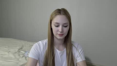 LaylaPretty001 online show from 12-03-24, 11:11