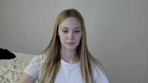 LaylaPretty001 online show from 12-05-24, 08:00