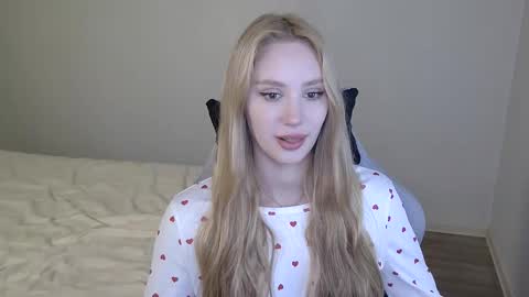 LaylaPretty001 online show from 02-03-26, 06:22