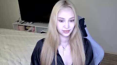 LaylaPretty001 online show from 06-08-26, 04:24