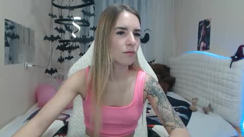 laymablast online show from 10-31-25, 07:20