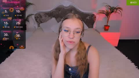 layriantavee online show from 01-13-25, 07:43