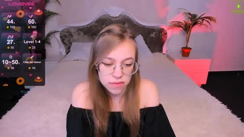 layriantavee online show from 01-15-25, 07:15