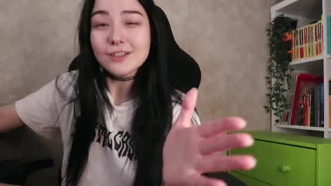 Lisa online show from 02-28-26, 04:46