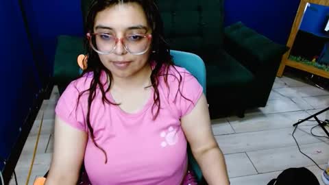 Snapshot of lcherryblossoml chatting on 09-28-25, 11:10 lcherryblossoml online show from 09-28-25, 11:10