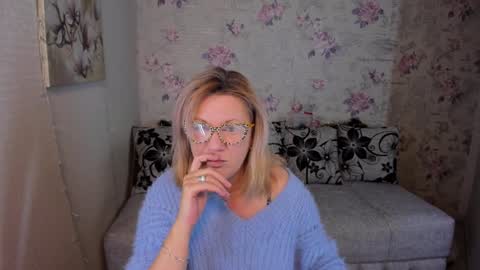 Lea online show from 12-30-24, 05:04