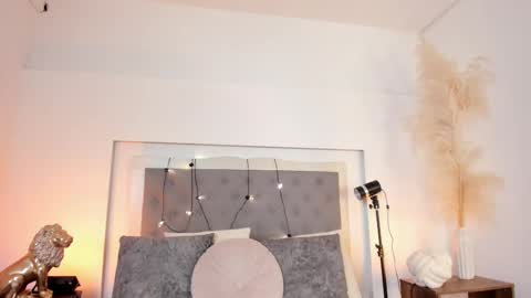 lea_walkerr online show from 02-27-26, 08:09