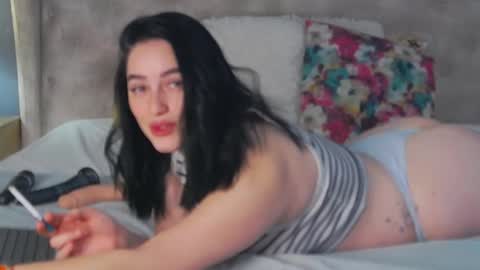 Dia online show from 01-18-26, 05:33