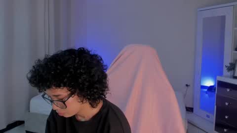 Snapshot of leahaltomm chatting on 02-11-25, 10:48 leahaltomm online show from 02-11-25, 10:48