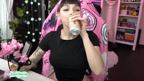 Snapshot of leahobscure chatting on 10-09-25, 07:23 Leah online show from 10-09-25, 07:23