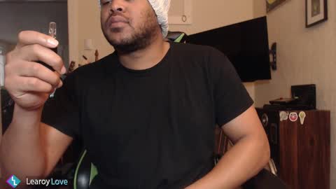 Learoy online show from 03-06-25, 02:51