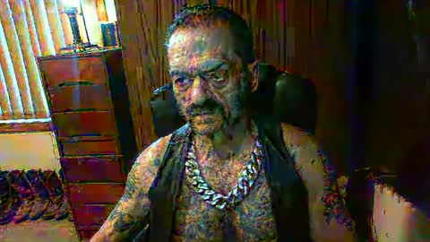 leathergreaser online show from 02-04-25, 08:17