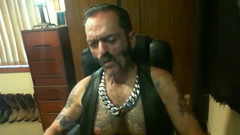 leathergreaser online show from 02-05-25, 09:07