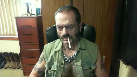 leathergreaser online show from 02-23-25, 10:53