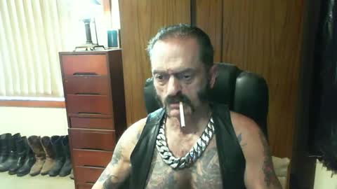 leathergreaser online show from 03-04-25, 01:23