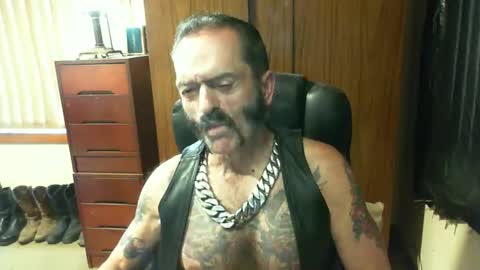 leathergreaser online show from 03-06-25, 02:19