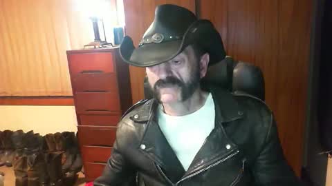 leathergreaser online show from 05-22-26, 07:41