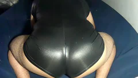 Snapshot of leatherman31 chatting on 11-06-25, 05:47 leatherman31 online show from 11-06-25, 05:47