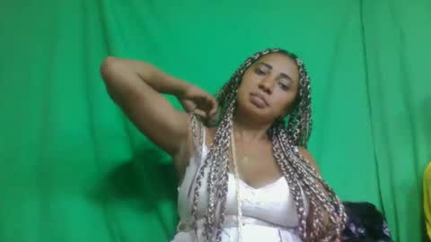 leatiana online show from 02-15-26, 12:18