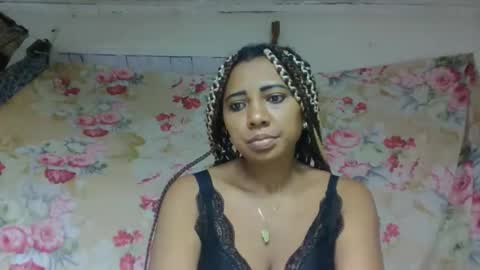 Snapshot of leatianaa chatting on 05-16-26, 07:05 leatianaa online show from 05-16-26, 07:05
