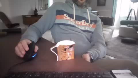 Snapshot of lebovski42002 chatting on 01-02-25, 01:30 lebovski42002 online show from 01-02-25, 01:30