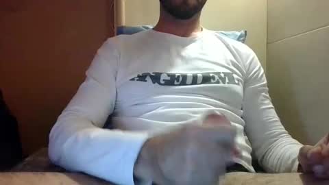 Snapshot of leccafigaxx chatting on 12-04-25, 12:58 leccafigaxx online show from 12-04-25, 12:58