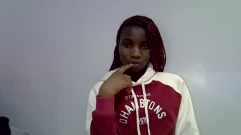 Snapshot of lee_shaz chatting on 04-28-26, 06:02 lee baby online show from 04-28-26, 06:02