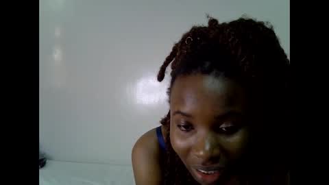 Snapshot of lee_shaz chatting on 05-25-26, 11:05 lee baby online show from 05-25-26, 11:05