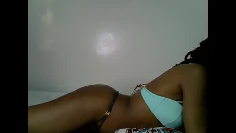 Snapshot of lee_shaz chatting on 05-26-26, 11:50 lee baby online show from 05-26-26, 11:50