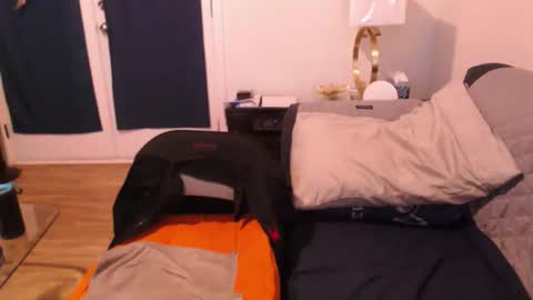 Snapshot of leeguy_hugedick chatting on 11-04-25, 07:29 Ebony DeafGuy online show from 11-04-25, 07:29